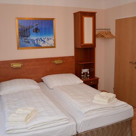 Private Room Pyrkerstrasse Bad Hofgastein Δωμάτιο φωτογραφία