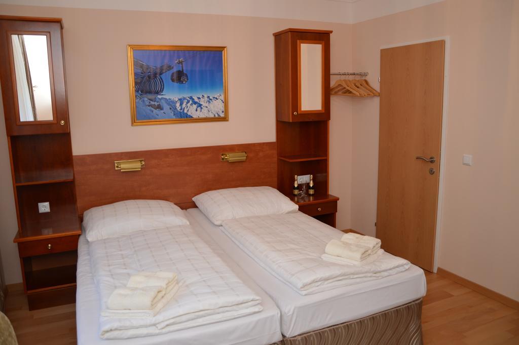 Private Room Pyrkerstrasse Bad Hofgastein Δωμάτιο φωτογραφία